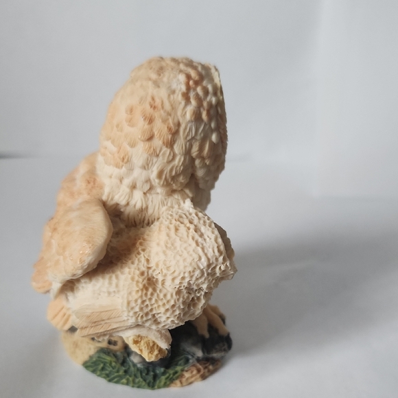 Barn Owl Figurine - Picture 4 of 6